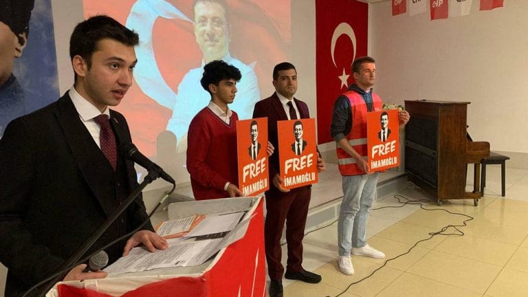 Ekrem İmamoğlu: Atatürk’ün emanet ettiği çağdaş Türkiye Cumhuriyeti’ni korumak için kenetlenmeliyiz