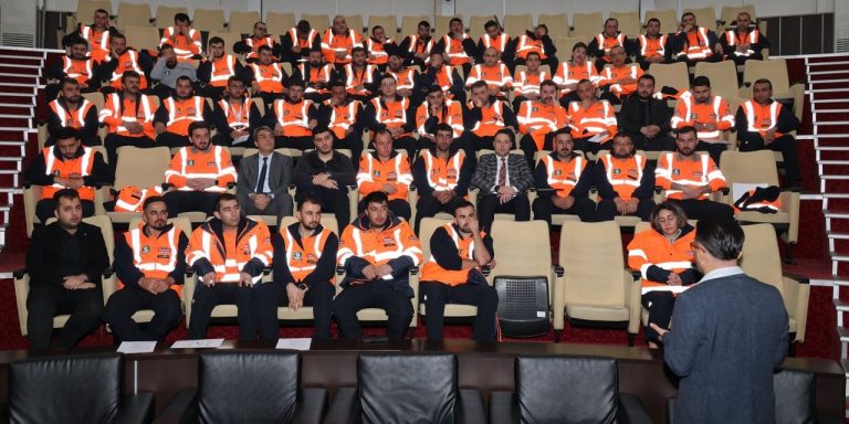 Karatay’da arama kurtarma ekiplerine eğitim