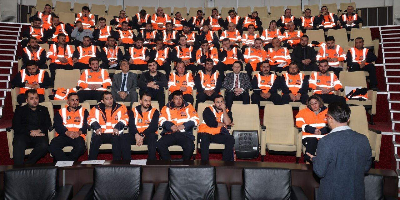 Karatay’da arama kurtarma ekiplerine eğitim