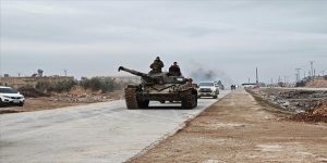 Suriye ordusu Halep’in doğusundaki Meskene’ye ulaştı