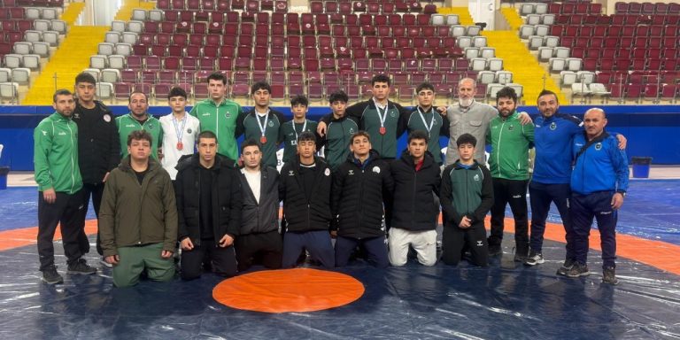 Karatay’ın Güreş Takımı U17 Türkiye Şampiyonası yolunda