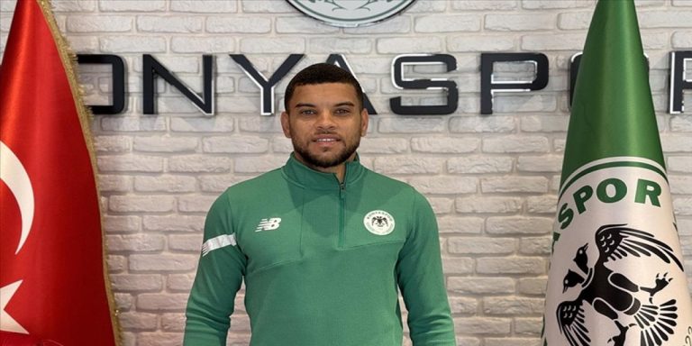 Pedrinho vedaya hazırlanıyor