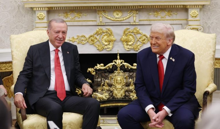 Trump: Cumhurbaşkanı Erdoğan ile görüşeceğim