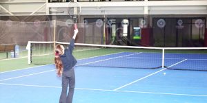 Karatay’da Tenis Heyecanı Zirvede: Gençler Kortta Mücadele Ediyor