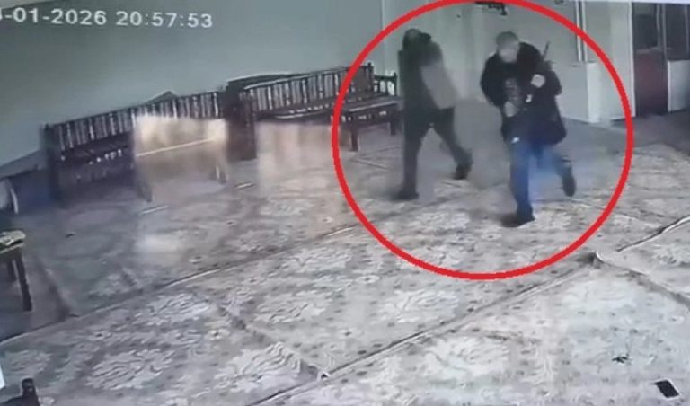 Kur’an kursunda pompalı tüfekle öldürdü