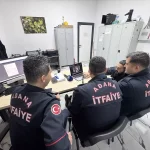 Adana’da itfaiye ekipleri AA’nın “Yılın Kareleri” oylamasına katıldı