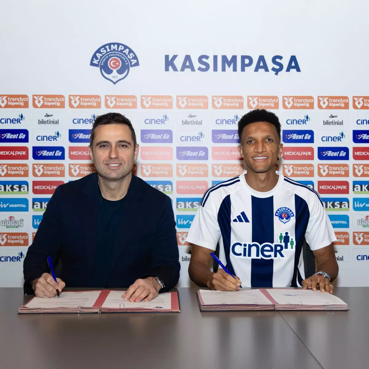 Fenerbahçe’de Rodrigo Becao, Kasımpaşa’ya kiralandı / Fotoğraf eklendi