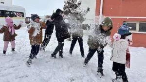 Konya’da üç mahallede eğitime kar molası!
