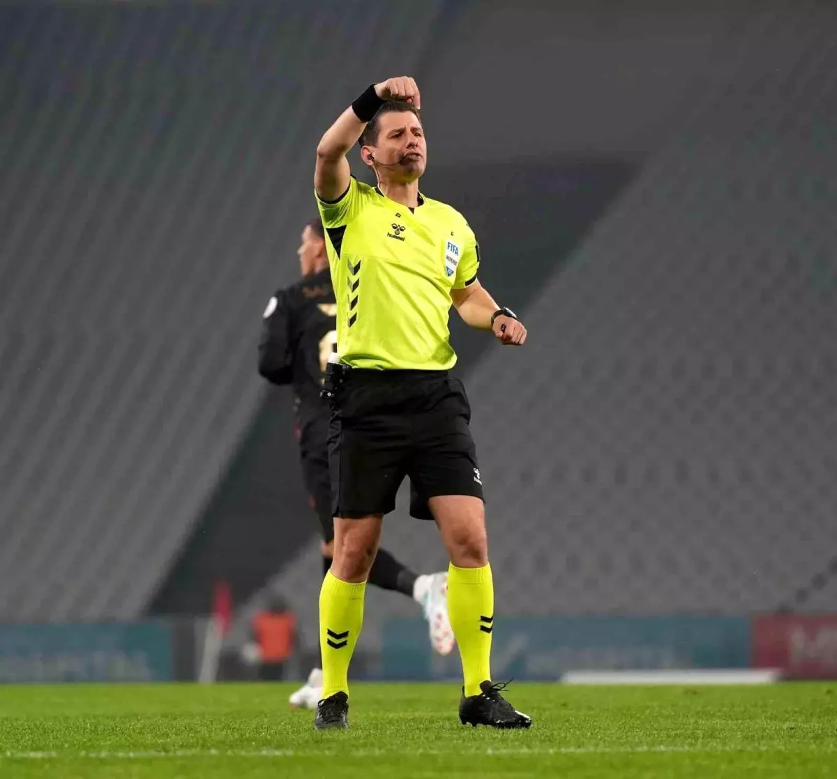 Halil Umut Meler UEFA maçı yönetecek