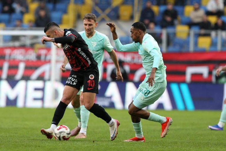 Süper Lig’de Teknik Direktörsüz Takımlar Yenişemedi