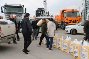 Konya’da yüzde 50 hibe dönemi! Çuval çuval taşıdılar – Konya Haber