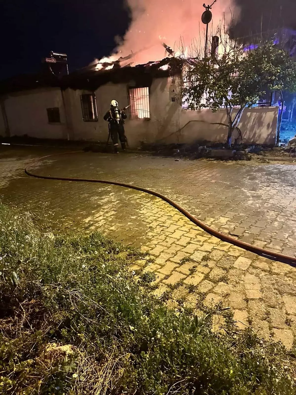 İncirliova’da Ev Yangını