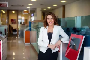 Seçil Erzan Kimdir?