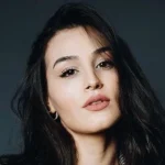 Asena Girişken Kimdir?