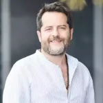 Erden Timur Kimdir?