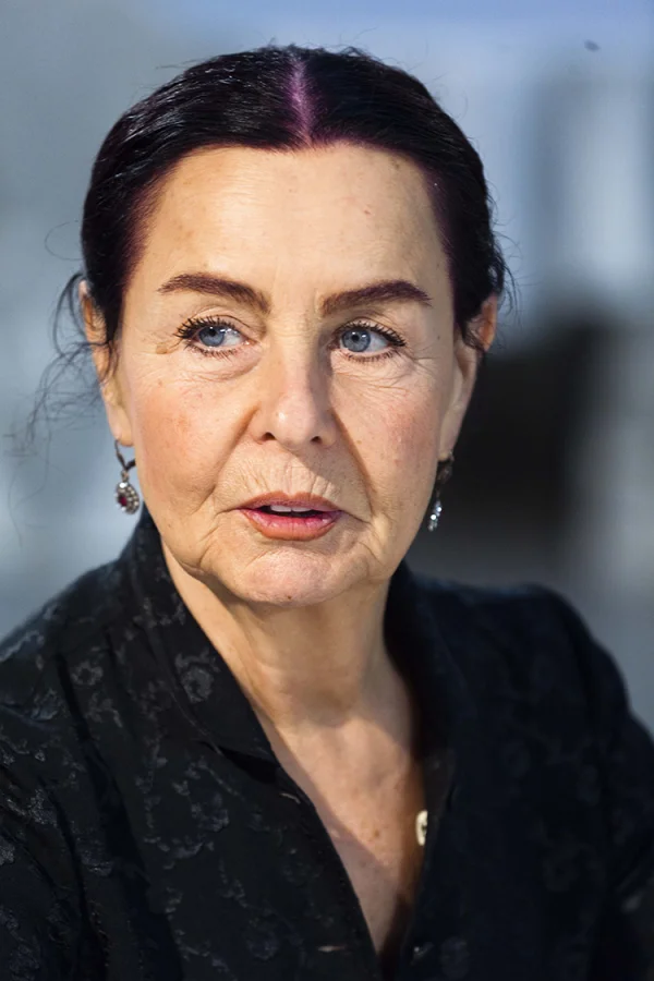 Fatma Girik Kimdir?
