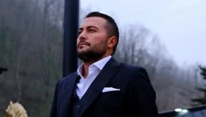 Gökhan Göz Kimdir?