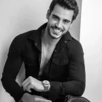 Hasan Denizyaran Kimdir?