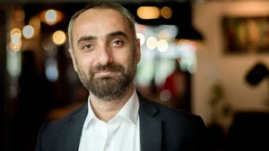 İsmail Saymaz Kimdir?
