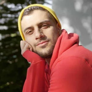 Reynmen Kimdir?