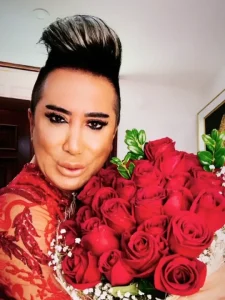Murat Övünç Kimdir?