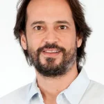 Timuçin Esen Kimdir?