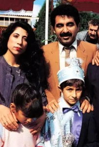 Adalet Sara Kimdir?