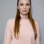 Nilperi Şahinkaya Kimdir?