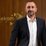 Ümit Önal Kimdir?