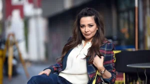 Evrim Akın Kimdir?