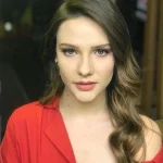 Alina Boz Kimdir?