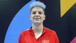 Ebrar Karakurt Kimdir?