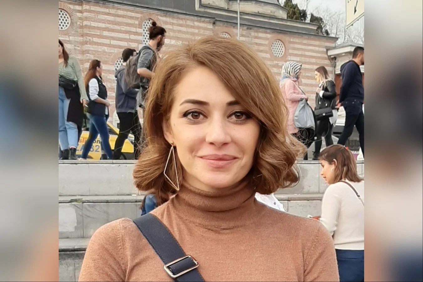 Feyza Altun Kimdir?