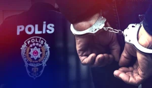 Konsolosluk Önünde Alaycı Sözler: 8 Kişi Gözaltında